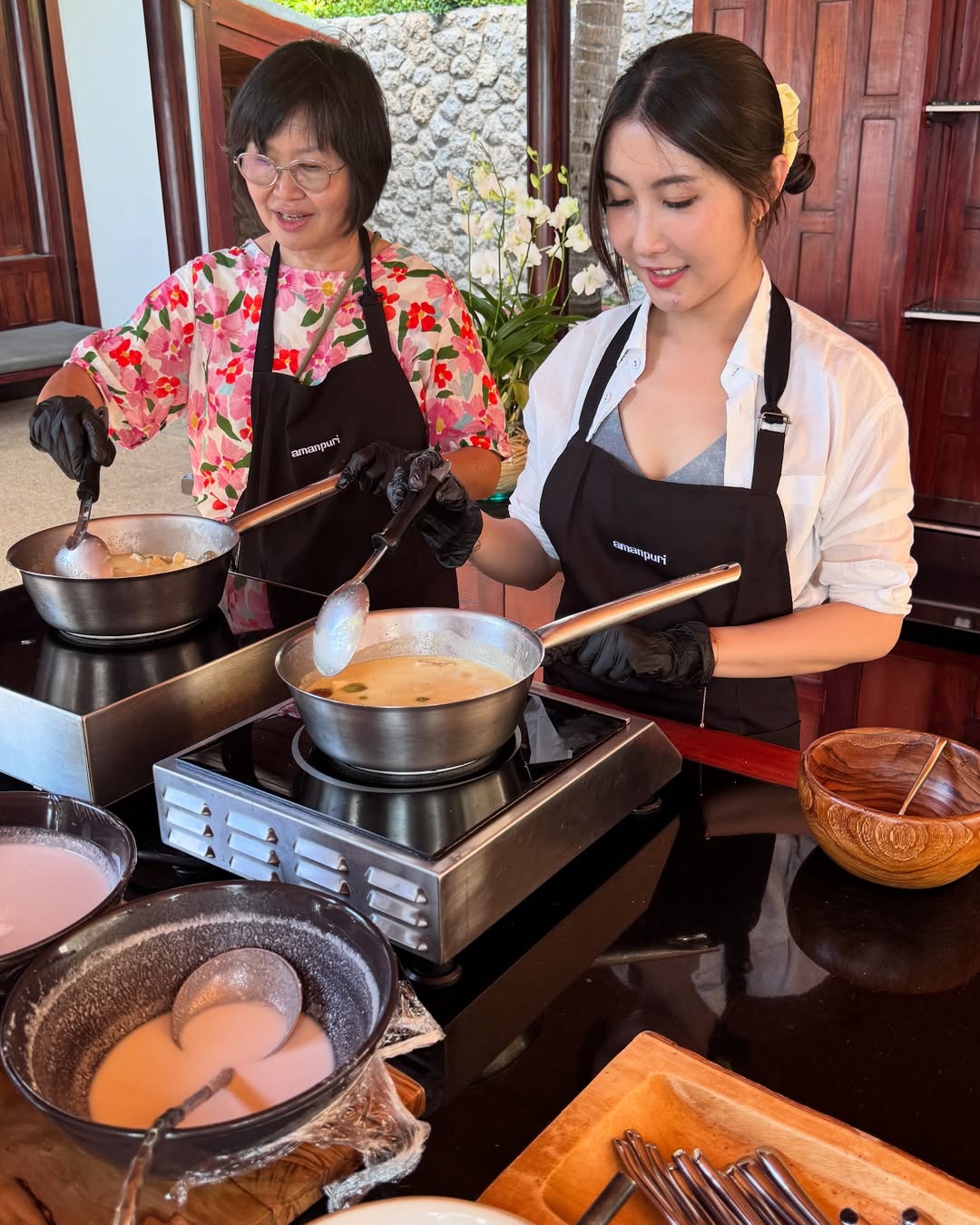 Bangkok- Jim Thompson house Tour and Thai Cooking Experience