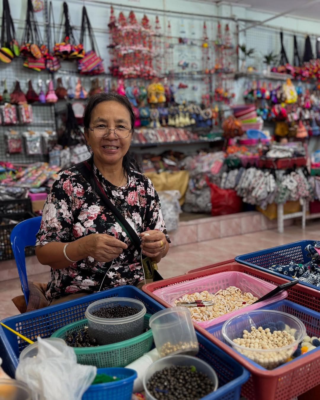 Chiang Mai - Khan Toke Dinner & Market Exploring - SIC Tour