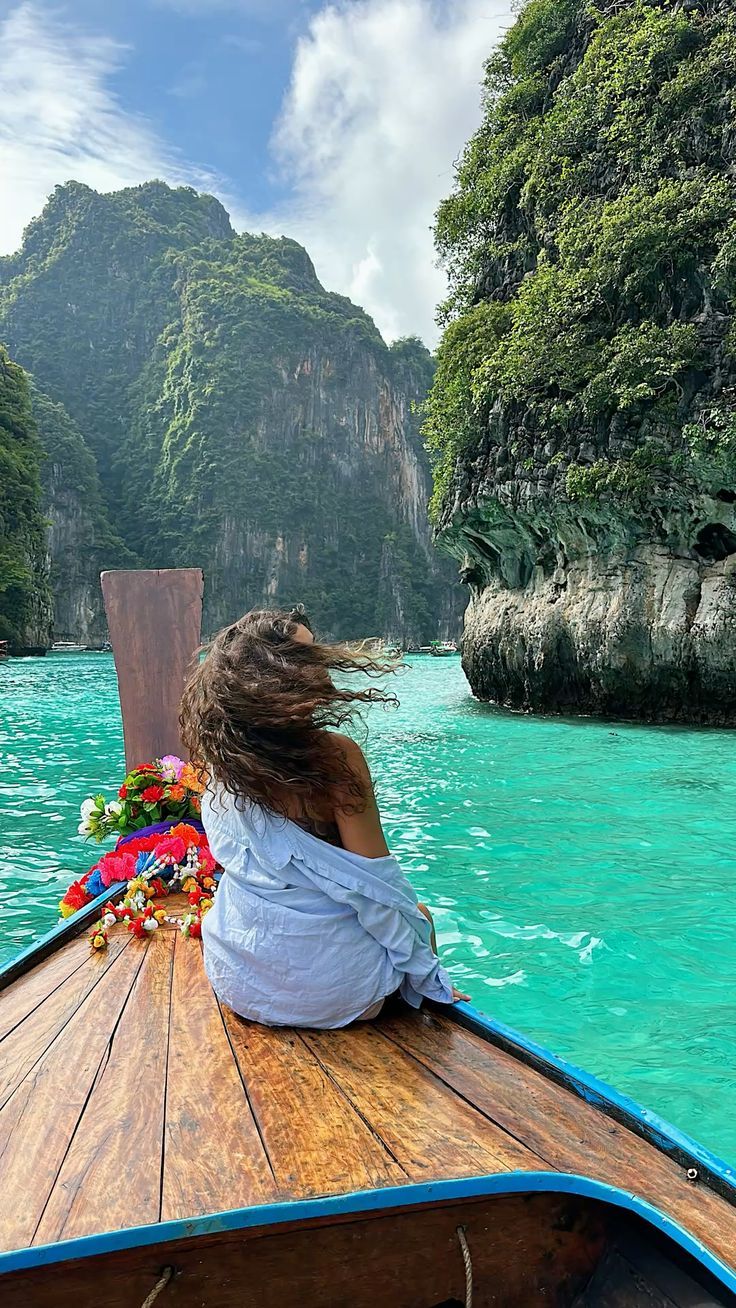 Krabi - Phi Phi Islands Speedboat Tour with Buffet Lunch