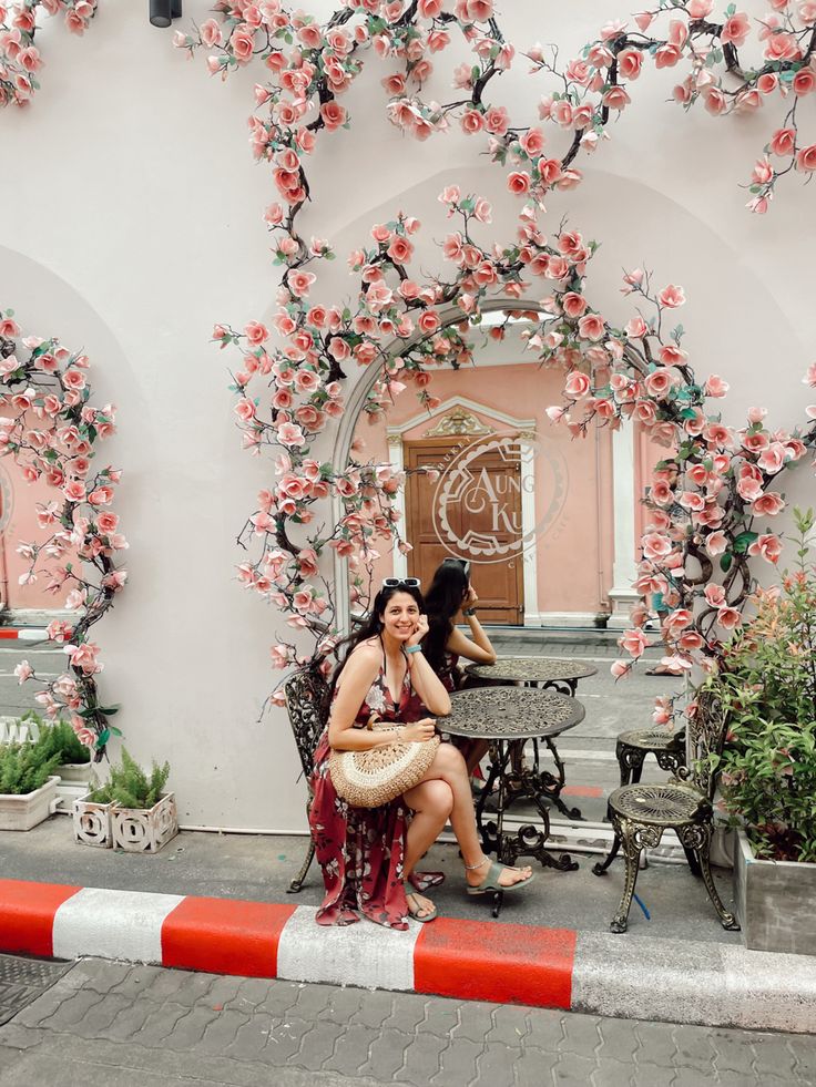 Phuket: City Tour & Old Town visit with Guide