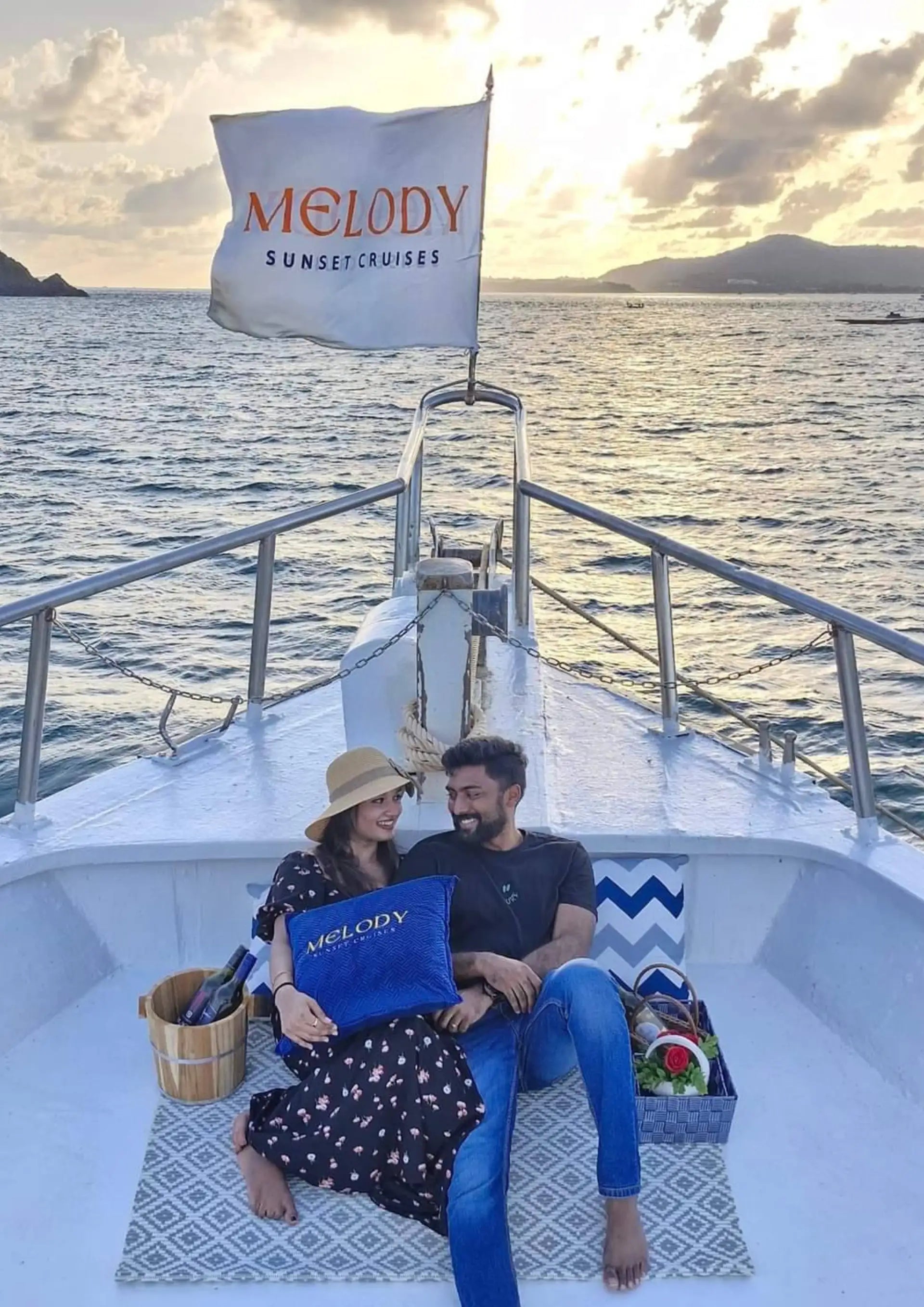 Phuket - Melody Sunset Dinner Cruise