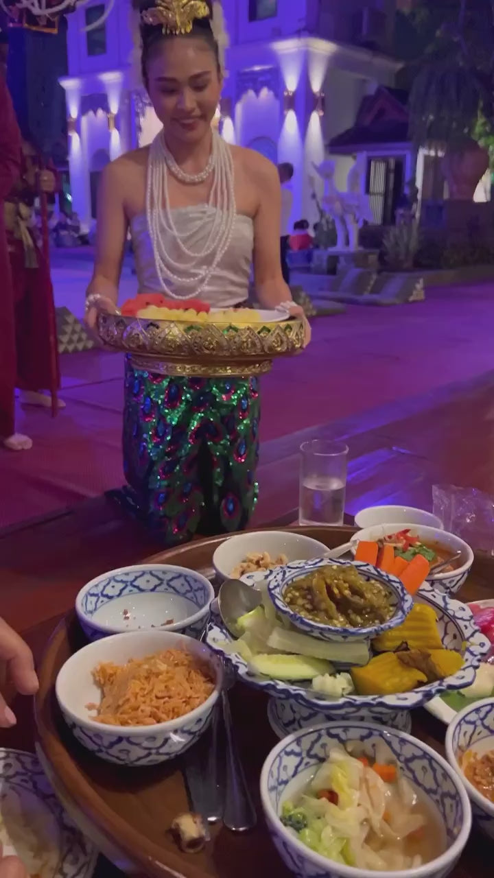 Chiang Mai - Khantoke Dinner + Cultural Show