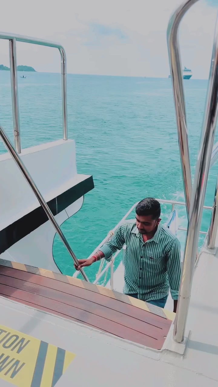 Phi Phi Island – Phi Phi Cruiser Tour - SIC