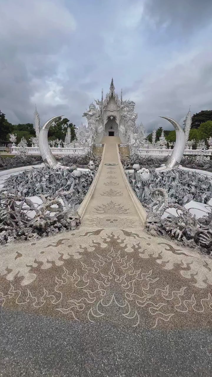 Chiang Mai – One day White Temple + Black Museum + Blue Temple - SIC