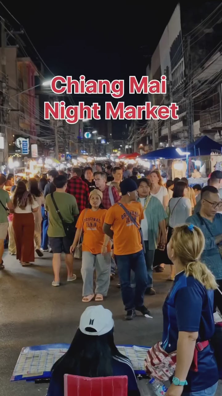 Chiang Mai - Khan Toke Dinner & Market Exploring - SIC Tour